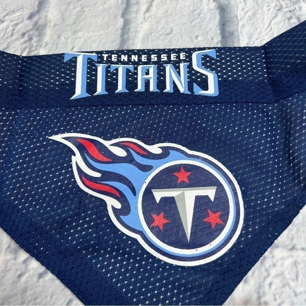 Tennessee Titans bandana for dogs Large to XL